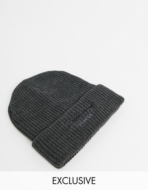 Reclaimed Vintage inspired unisex logo beanie hat in charcoal