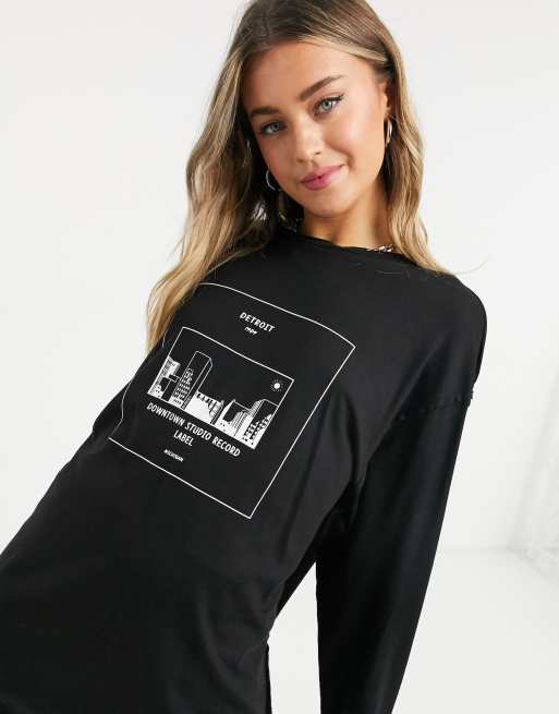 Reclaimed Vintage inspired unisex long sleeve oversized t-shirt in black  with record print