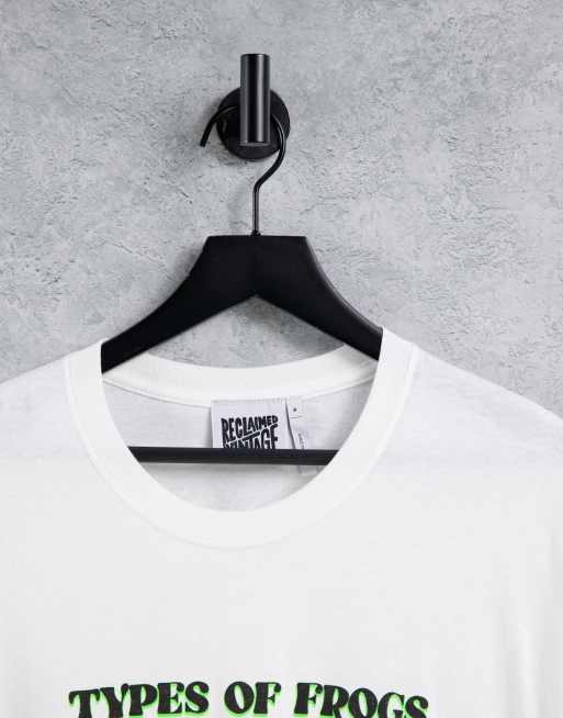 Reclaimed Vintage inspired unisex oversized t-shirt with frog graphic, 3 of 4