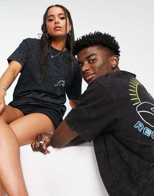 Reclaimed Vintage inspired unisex t-shirt in black with whale back print, 2 of 4