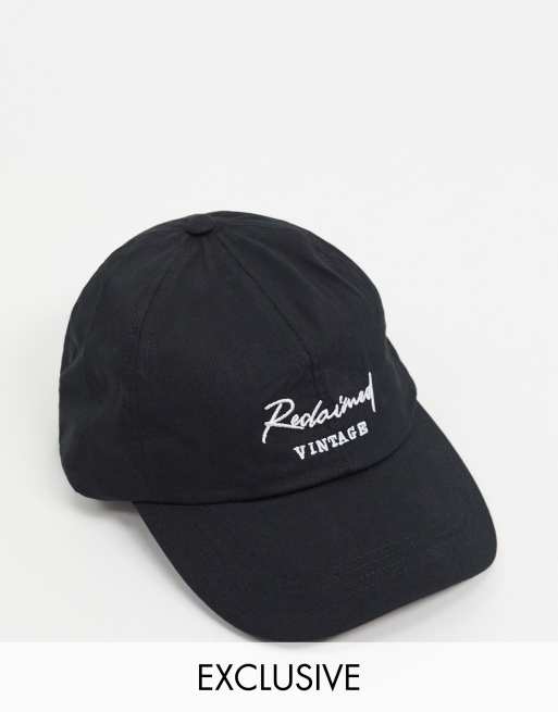 Reclaimed Vintage – Inspired – Vintageinspirerad keps i unisex-modell med broderad logga