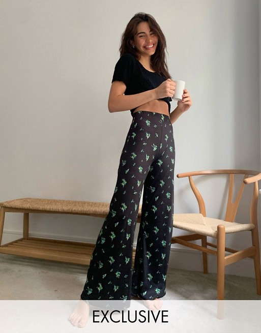 Reclaimed Vintage inspired wide leg flare trouser in floral print