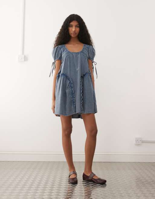 Reclaimed Vintage – Jeans-Hängerkleid in verwaschenem Grau mit Biesen und Nahtdetails, 2 von 4