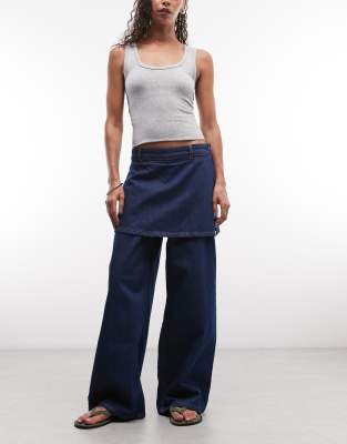 Reclaimed Vintage - Jeans in Indigoblau mit Rockdetail