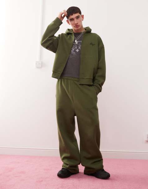 Reclaimed Vintage – Jogginghose in Khaki mit weitem Bein, Kombiteil - view 1