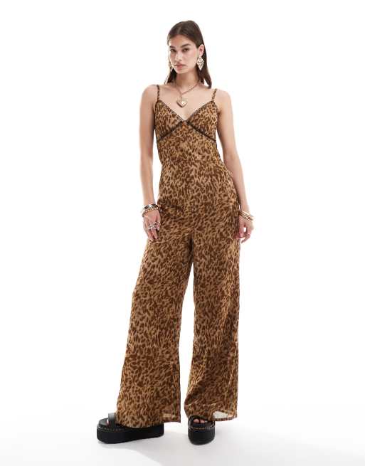 Reclaimed Vintage - Jumpsuit med cami-stropper og dyreprint