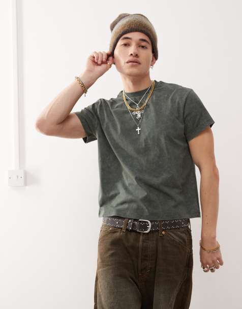 Reclaimed Vintage – Kastiges T-Shirt in Khaki mit kurzem, schmalem Schnitt - view 1