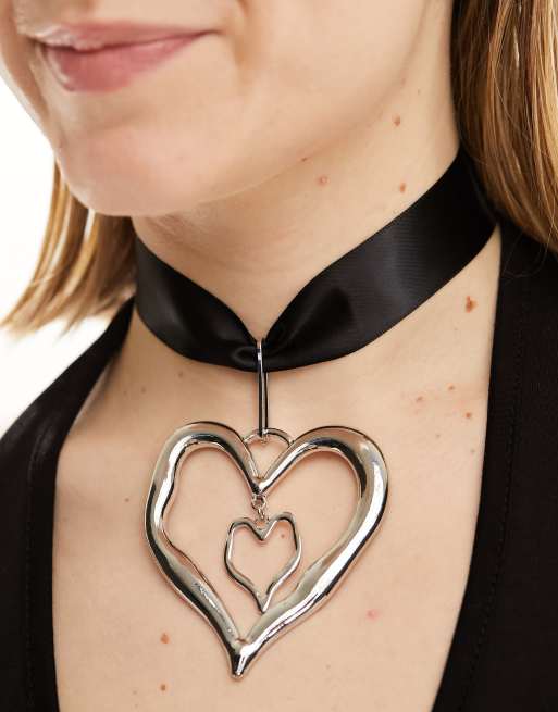 Reclaimed Vintage - Ketting van lint met hartvormig hangertje, 3 van 4