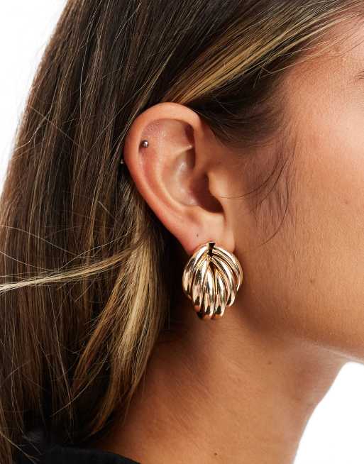 Reclaimed Vintage – Klobige Ohrringe in Gold