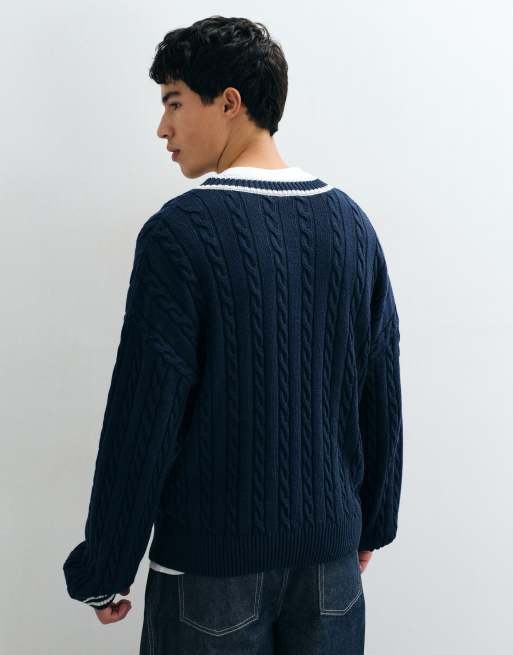 Reclaimed Vintage knitted cotton blend v neck jumper in navy, 3 of 10