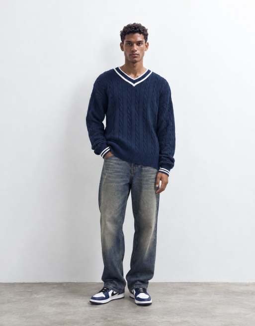 Reclaimed Vintage knitted cotton blend v neck jumper in navy, 7 of 10