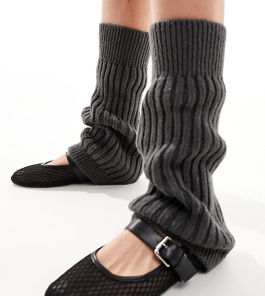 Reclaimed Vintage knitted leg warmer in charcoal-Grey