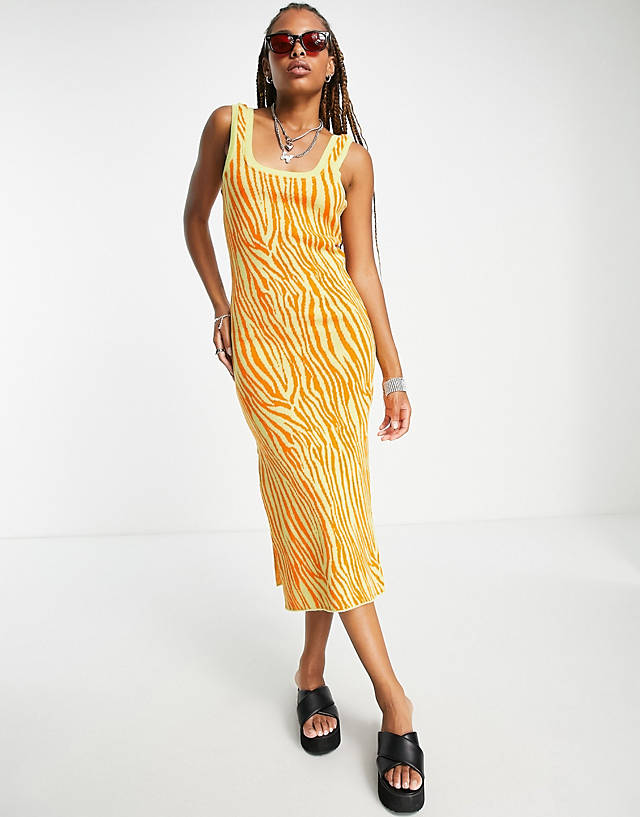 Reclaimed Vintage - knitted midi dress in bright animal print