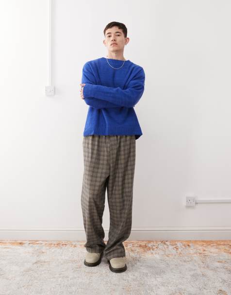 Reclaimed Vintage – Kobaltowoniebieski dzianinowy sweter z okrągłym dekoltem - view 1