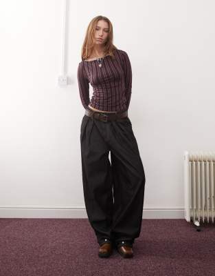 Reclaimed Vintage – Kritstrecksrandig topp med båtringning - view 1