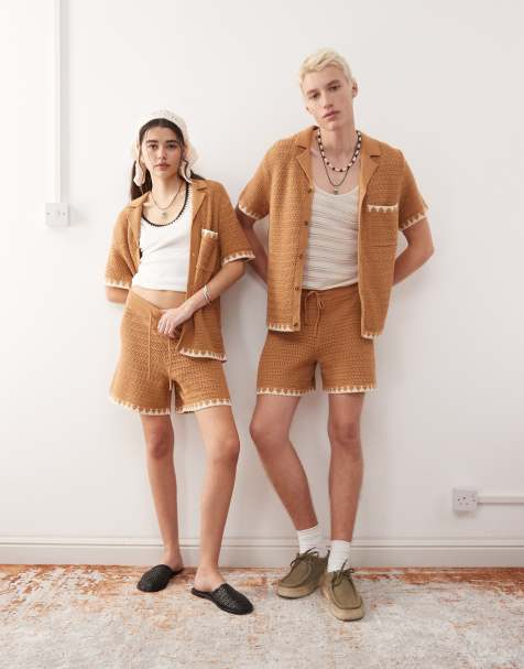 Reclaimed Vintage – Kurzärmliges, kastiges Unisex-Hemd aus Häkelstoff in Schokobraun, Kombiteil - view 1