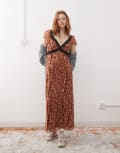 [Reclaimed Vintage] Reclaimed Vintage lace mix maxi dress in deer print-Brown XS BROWN