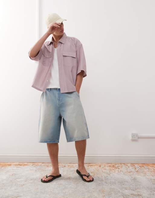 Reclaimed Vintage – Långa jeansshorts i oversize med ljusblå, blekt tvätt