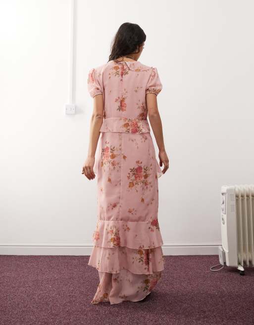 Reclaimed Vintage Langes Boho Freizeitkleid in Rosa mit Ruschen und Blumenmuster ASOS