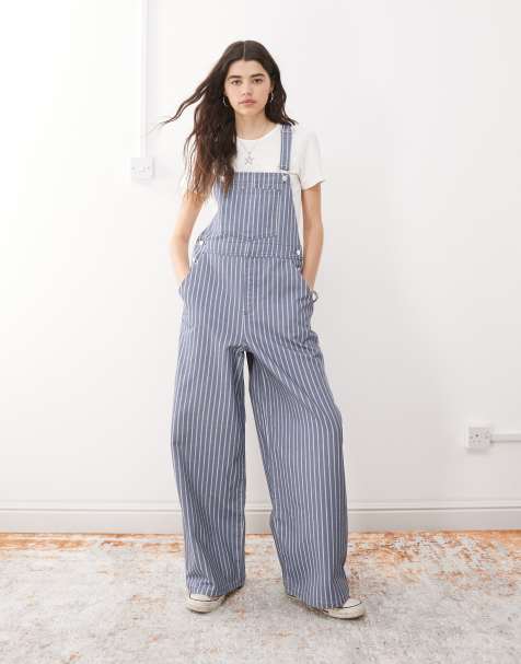 Reclaimed Vintage – Latzhose in Jeansblau mit Nadelstreifen - view 1