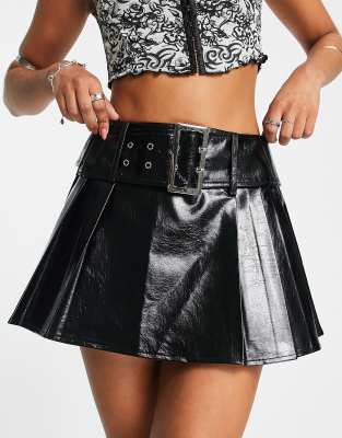 Reclaimed Vintage leather look 90s belted kilt skirt-Black