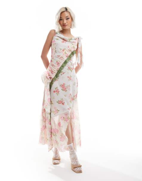 Reclaimed Vintage – Limited Edition – Kleid mit Blumenmuster und Spitzendetail und Ansteckblume - view 1