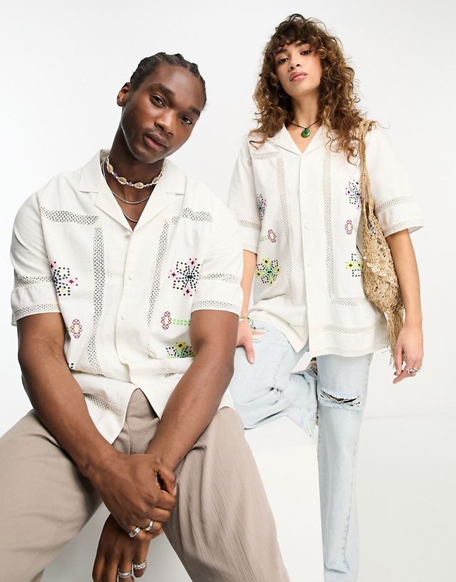 Reclaimed Vintage limited edition unisex oversized shirt with embroidery