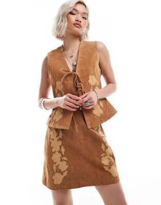 Reclaimed Vintage limited edition western suede skirt-Neutral