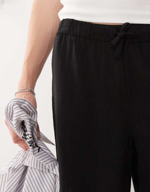 Reclaimed Vintage linen blend shorts in black, 4 of 5
