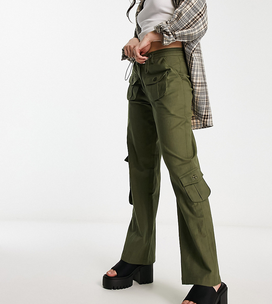 Reclaimed Vintage linen cargo trousers in khaki-Green