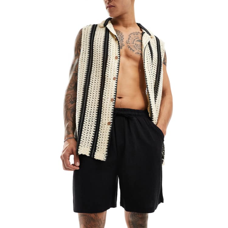 Reclaimed Vintage linen look chino shorts in black