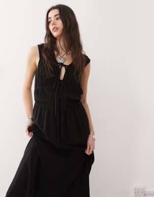 Reclaimed Vintage Linen Mix Maxi Dress With Ruching And Ties In Black