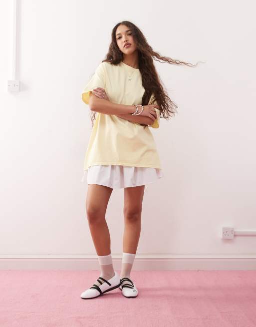 Reclaimed Vintage – Ljusgul t-shirt i oversize