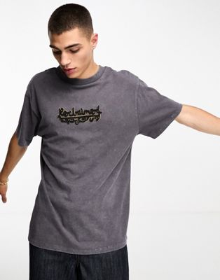 Reclaimed Vintage logo applique t-shirt in washed charcoal