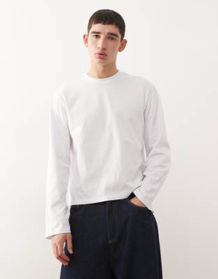 Reclaimed Vintage Long Sleeve Cropped Boxy T-shirt In White