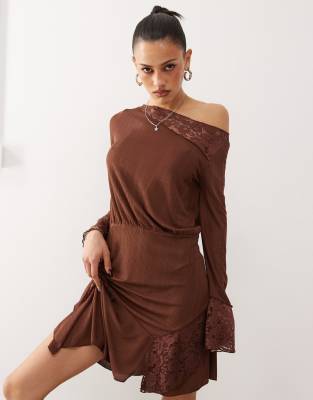 long sleeve lace mix dress in chocolate brown