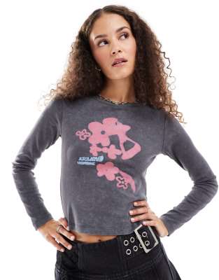 Reclaimed Vintage Reclaimed Vintage long sleeve rib top with floral print in washed charcoal-Grey