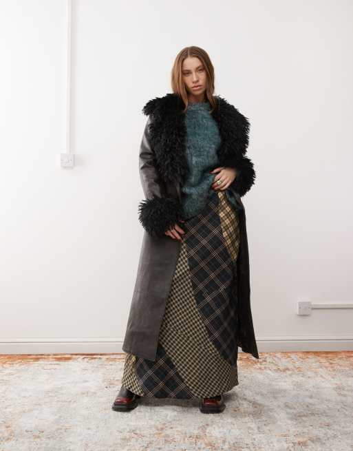 HOLT RENFREW 豚革 トレンチコート 44 Reclaimed Vintage longline leather look trench coat with faux fur