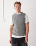 [Reclaimed Vintage] Reclaimed Vintage loop stitch knitted zip-through tank in light grey L Grey