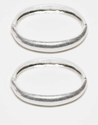 Reclaimed Vintage - Lot de 2 bracelets joncs unisexes - Argenté