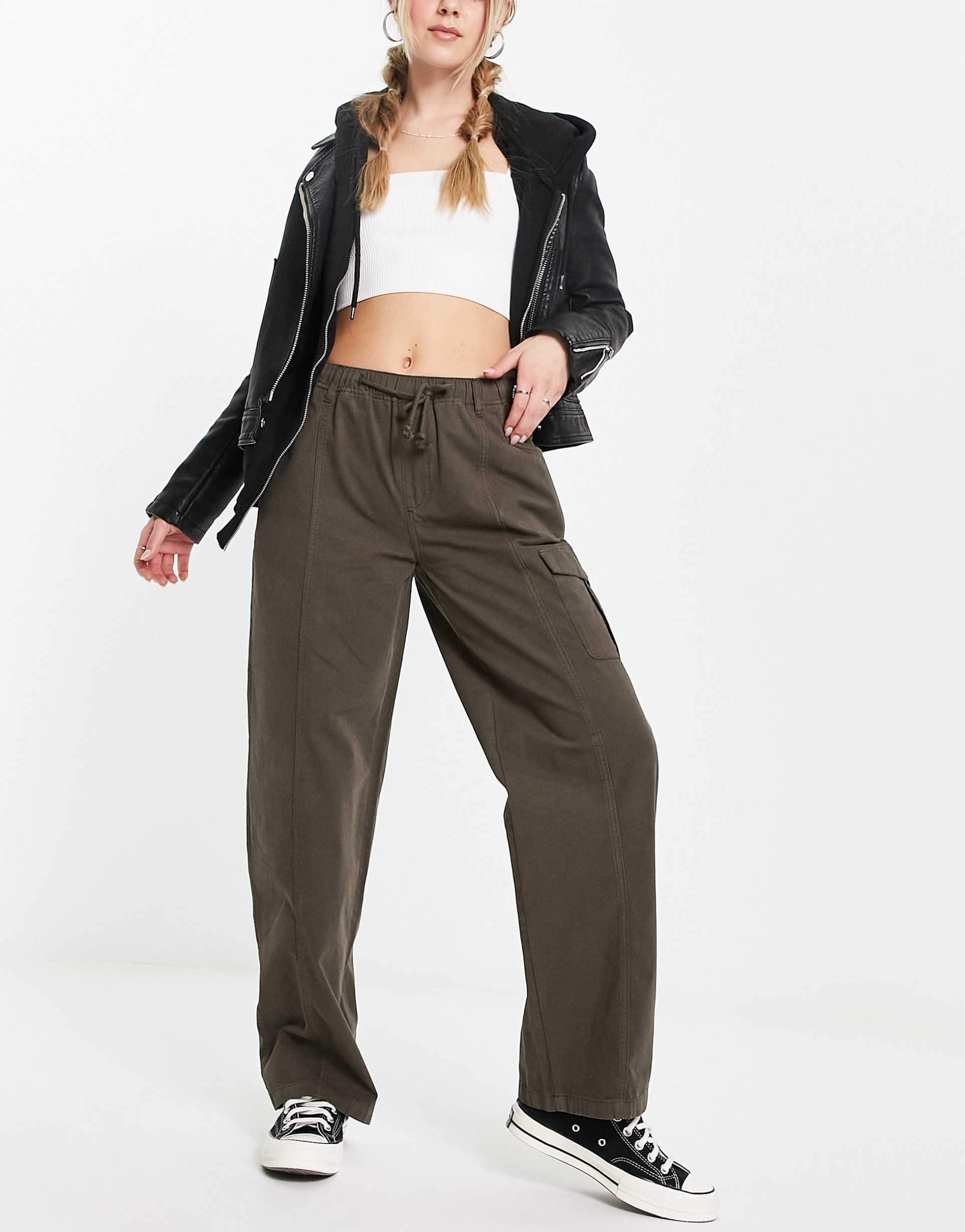 Reclaimed Vintage low rise cori cargo trouser in chocolate view 2