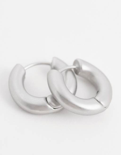 Reclaimed Vintage - Matte sølvfarvede hoop-øreringe til hverdag i unisex-stil, 3 af 4