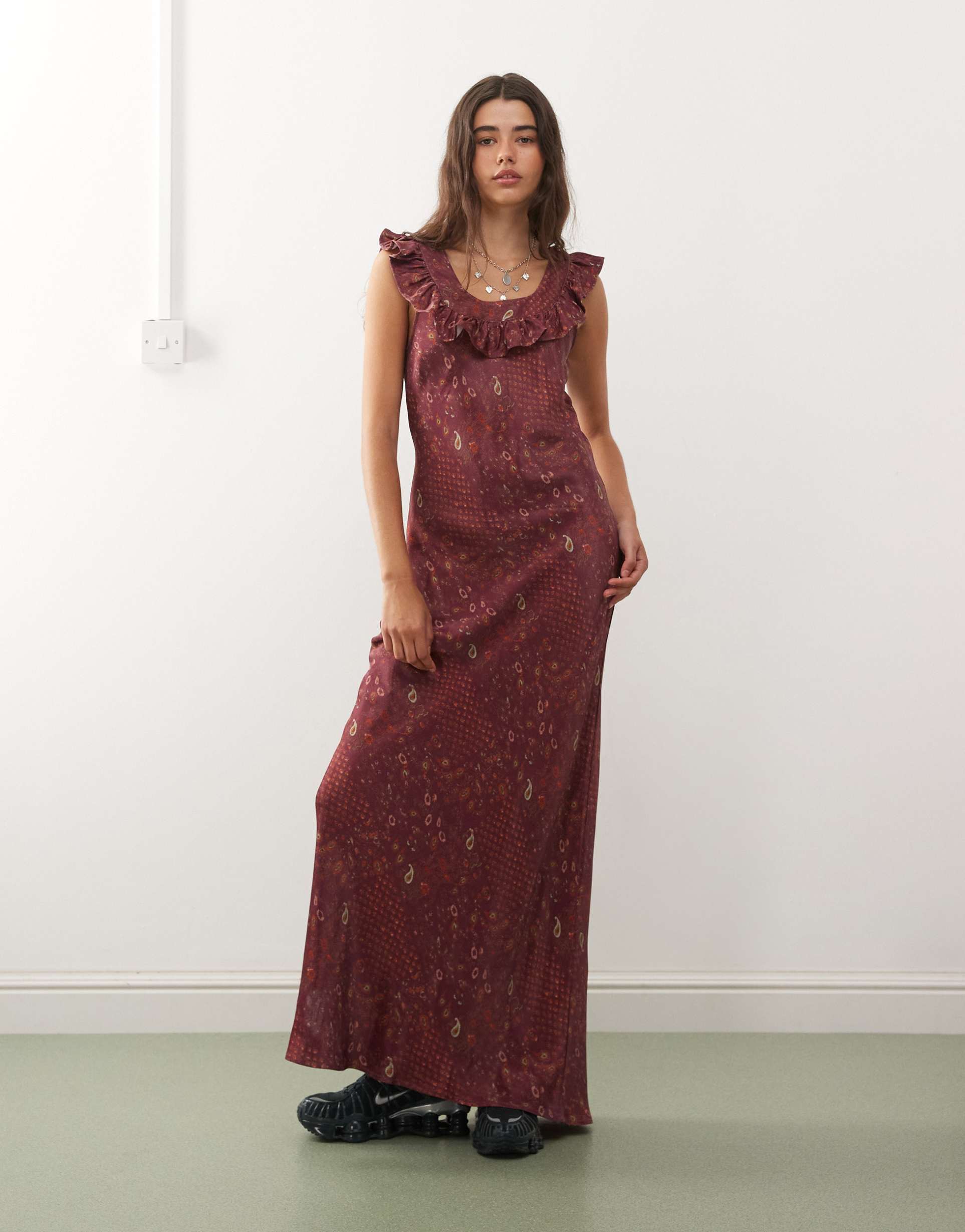 reclaimed vintage maxi day dress with frill neck in burgundy floral print