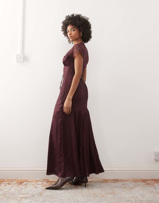 Reclaimed Vintage maxi day dress with lace inserts in plum floral satin jacquard-Red