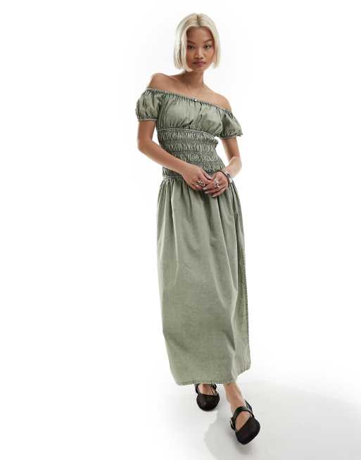 Reclaimed Vintage Maxi jurk met gesmokte taille in kaki met wassing