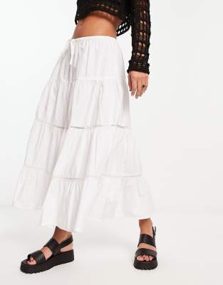 RECLAIMED VINTAGE MAXI PRAIRIE SKIRT IN WHITE 