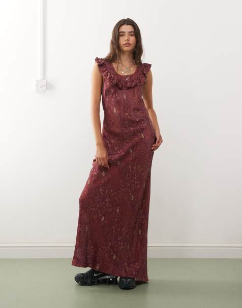 Reclaimed Vintage maxi tea dress with frill neck in burgundy floral print - view 1