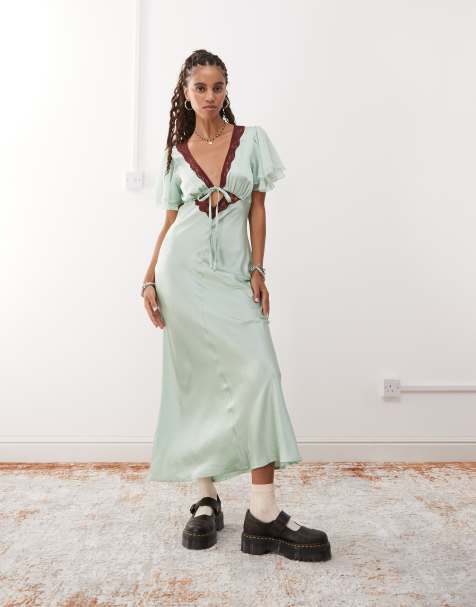 Reclaimed Vintage maxi tea dress with keyhole and contrast lace in mint green - view 1