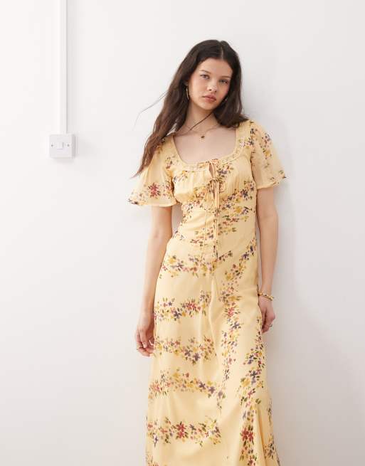 Reclaimed Vintage maxi tea dress with lace in ditsy butter yellow floral  print | ASOS