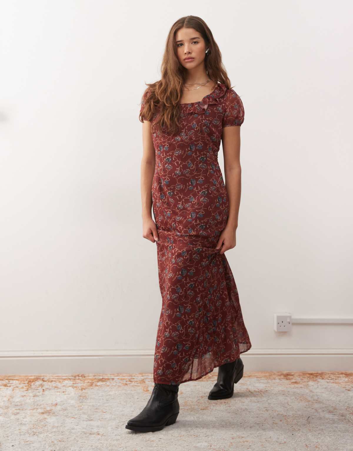 Reclaimed Vintage maxi tea dress with puff sleeve and frill collar in burgundy red floral print